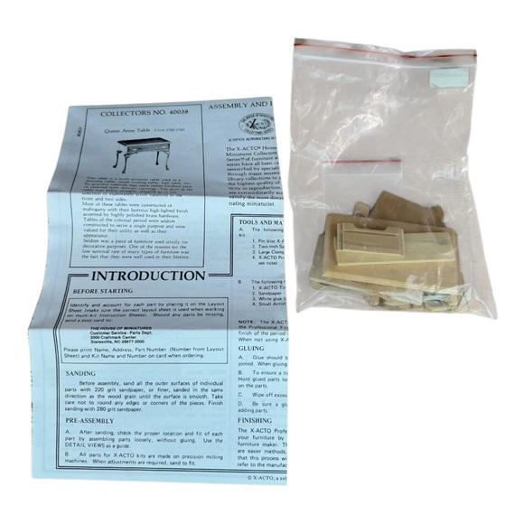 The House of Miniatures Queen Anne Table Model 40038 - Picture 4 of 6